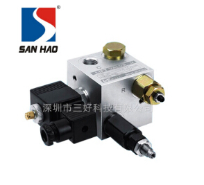 液壓升降平臺(tái)，也能看到升降支撐閥的身影